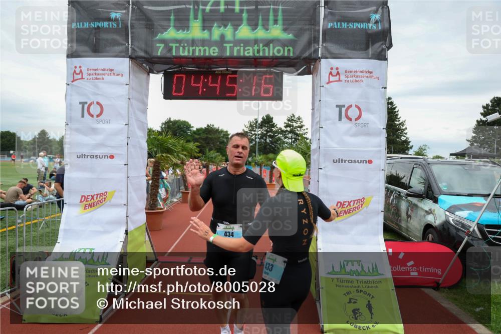 15.06.2025 - 7 Türme Triathlon Michael Strokosch http://msf.ph/oto/8005028 15.06.2025 14:45:15 Ziel 434 meine-sportfotos.de