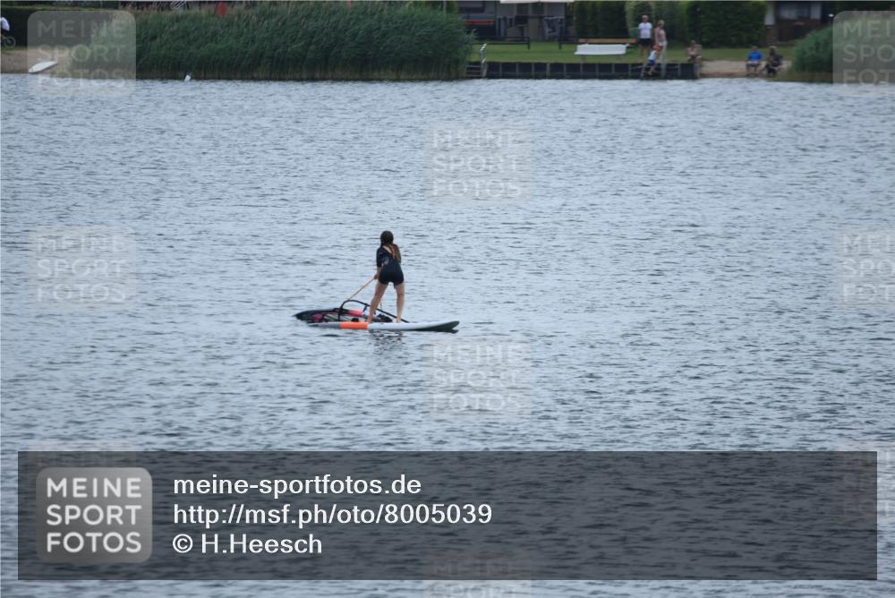 21.06.2025 - 27. Vierlanden-Triathlon H.Heesch http://msf.ph/oto/8005039 15.06.2025 12:56:32 Radfahren  meine-sportfotos.de