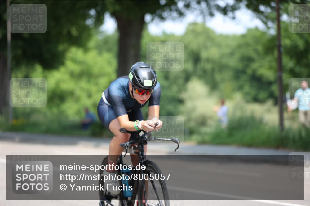 15.06.2025 - 7 Türme Triathlon Yannick Fuchs http://msf.ph/oto/8005057 15.06.2025 12:36:40 Radfahren 292, 652 meine-sportfotos.de