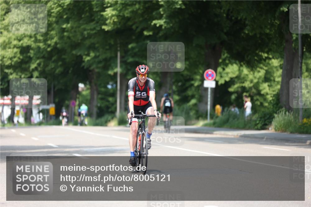 15.06.2025 - 7 Türme Triathlon Yannick Fuchs http://msf.ph/oto/8005121 15.06.2025 12:36:48 Radfahren 212 meine-sportfotos.de