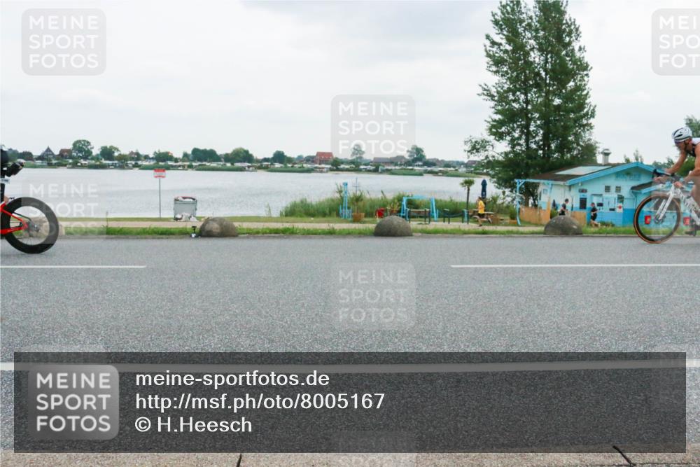 21.06.2025 - 27. Vierlanden-Triathlon H.Heesch http://msf.ph/oto/8005167 15.06.2025 13:01:31 Radfahren 1100, 1101, 1116, 1160 meine-sportfotos.de