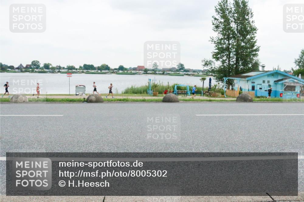21.06.2025 - 27. Vierlanden-Triathlon H.Heesch http://msf.ph/oto/8005302 15.06.2025 13:02:07 Radfahren 1140, 1163 meine-sportfotos.de