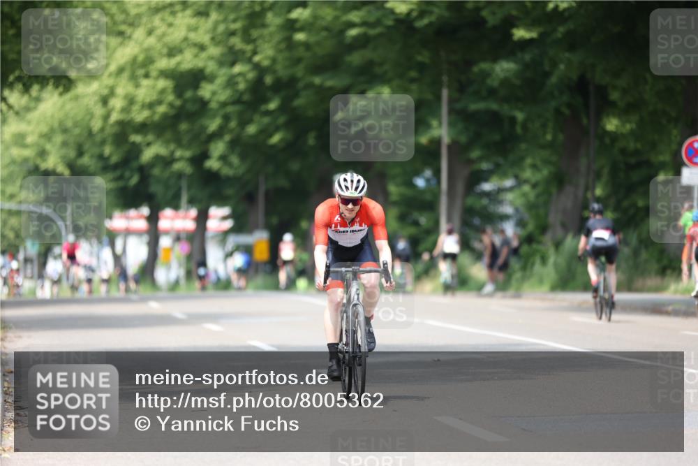 15.06.2025 - 7 Türme Triathlon Yannick Fuchs http://msf.ph/oto/8005362 15.06.2025 13:18:10 Radfahren 205, 408, 768, 843, 878, 1094 meine-sportfotos.de