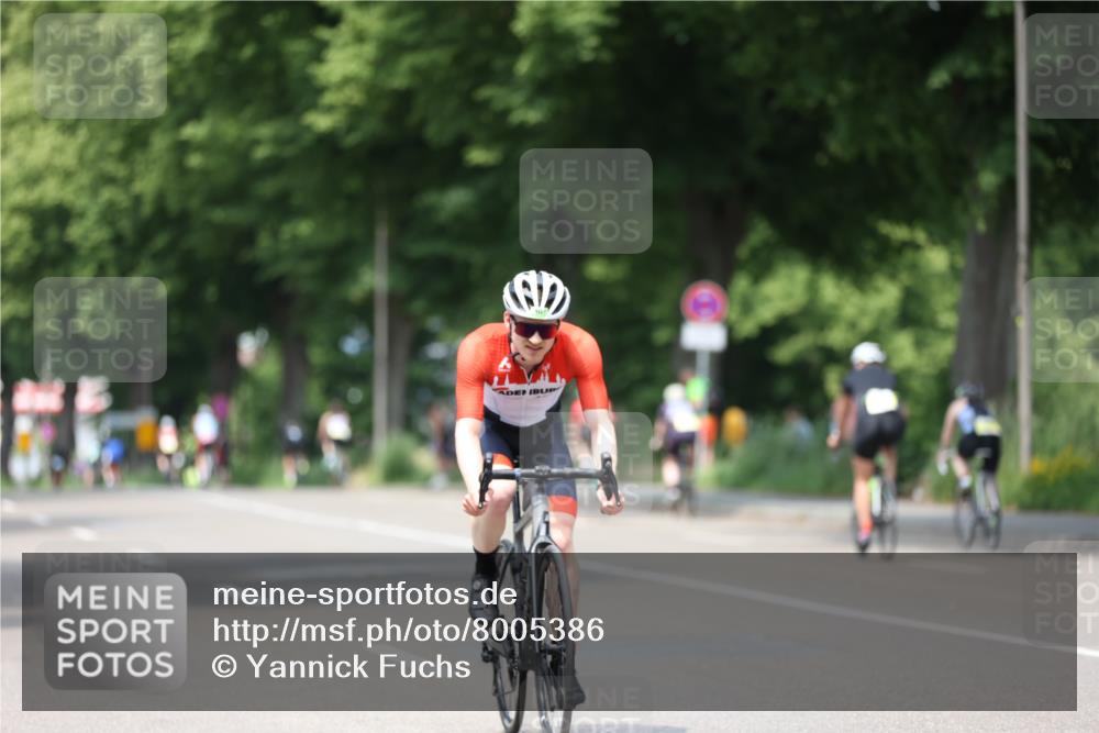 15.06.2025 - 7 Türme Triathlon Yannick Fuchs http://msf.ph/oto/8005386 15.06.2025 13:18:11 Radfahren 408, 878, 1094 meine-sportfotos.de
