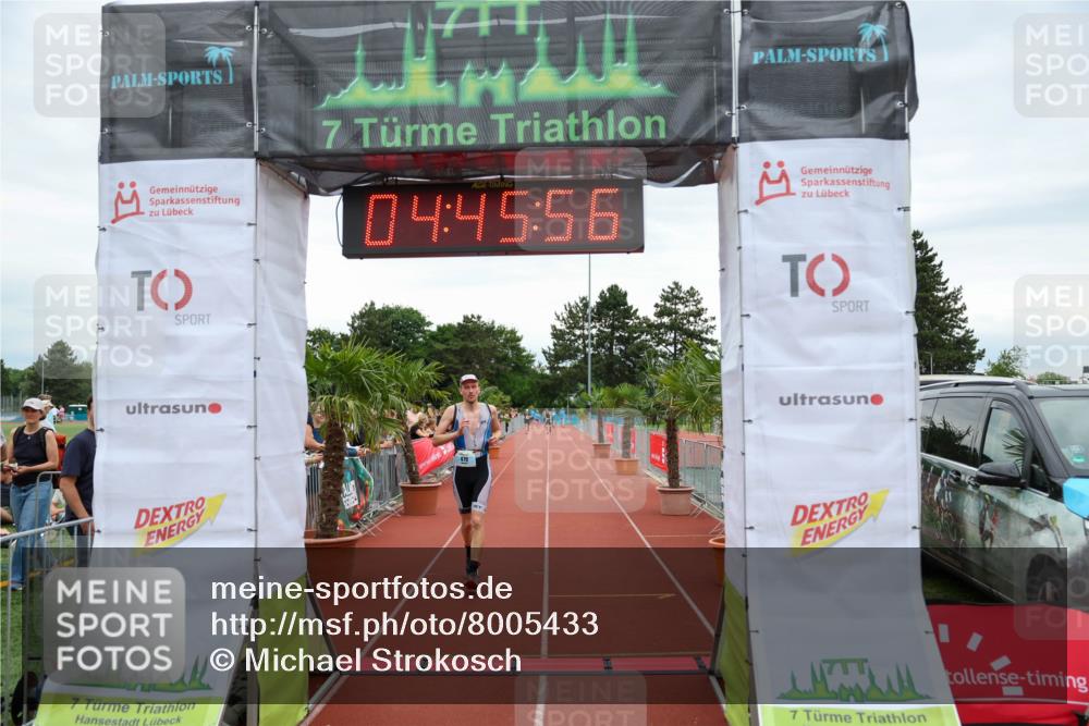 15.06.2025 - 7 Türme Triathlon Michael Strokosch http://msf.ph/oto/8005433 15.06.2025 14:45:56 Ziel 306, 479 meine-sportfotos.de
