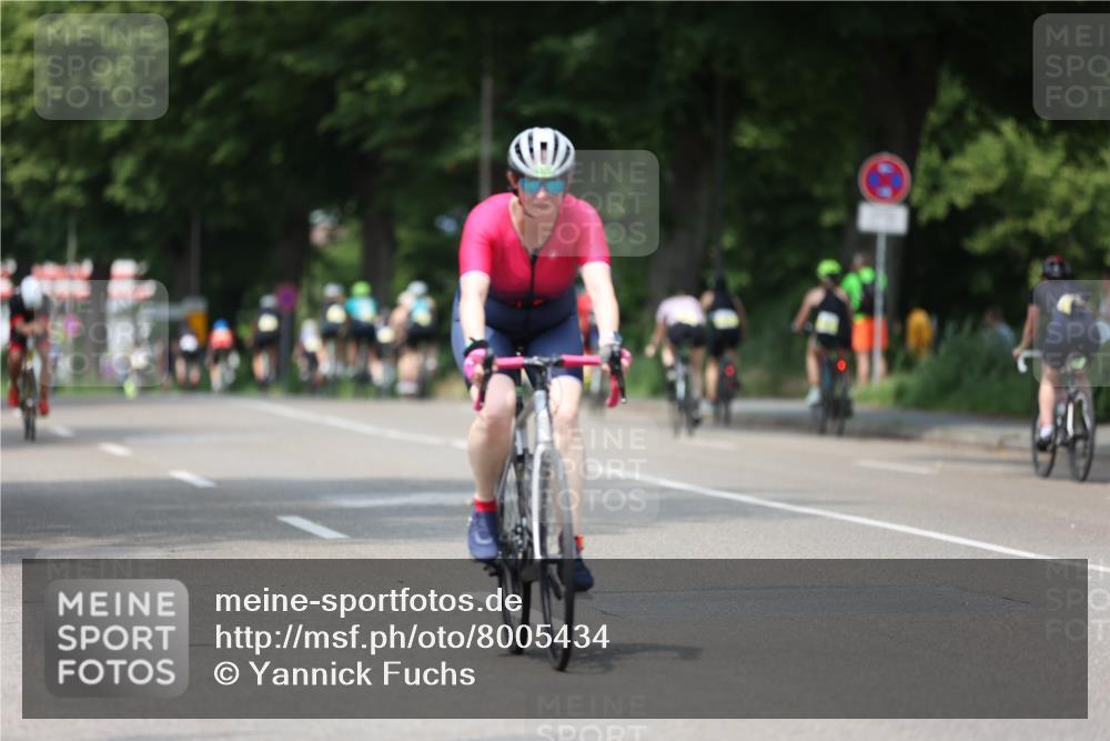 15.06.2025 - 7 Türme Triathlon Yannick Fuchs http://msf.ph/oto/8005434 15.06.2025 13:18:19 Radfahren 408, 540, 728, 1013 meine-sportfotos.de