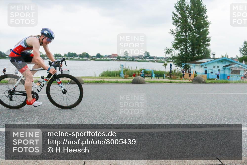 21.06.2025 - 27. Vierlanden-Triathlon H.Heesch http://msf.ph/oto/8005439 15.06.2025 13:03:32 Radfahren 1069, 1070, 1071, 1072 meine-sportfotos.de