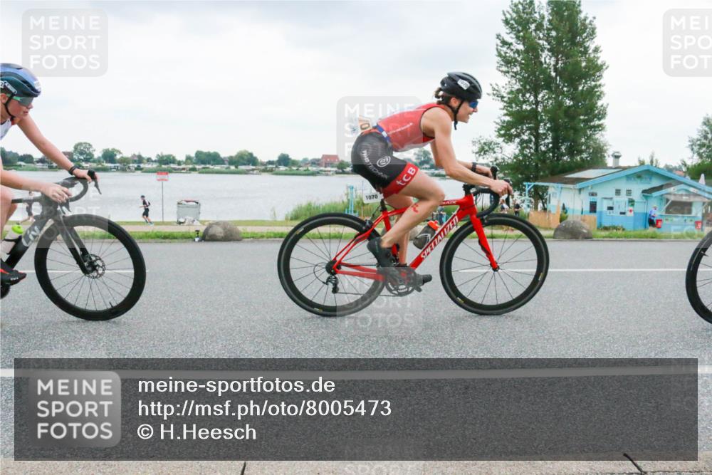 21.06.2025 - 27. Vierlanden-Triathlon H.Heesch http://msf.ph/oto/8005473 15.06.2025 13:03:33 Radfahren 1069, 1070, 1071, 1072 meine-sportfotos.de