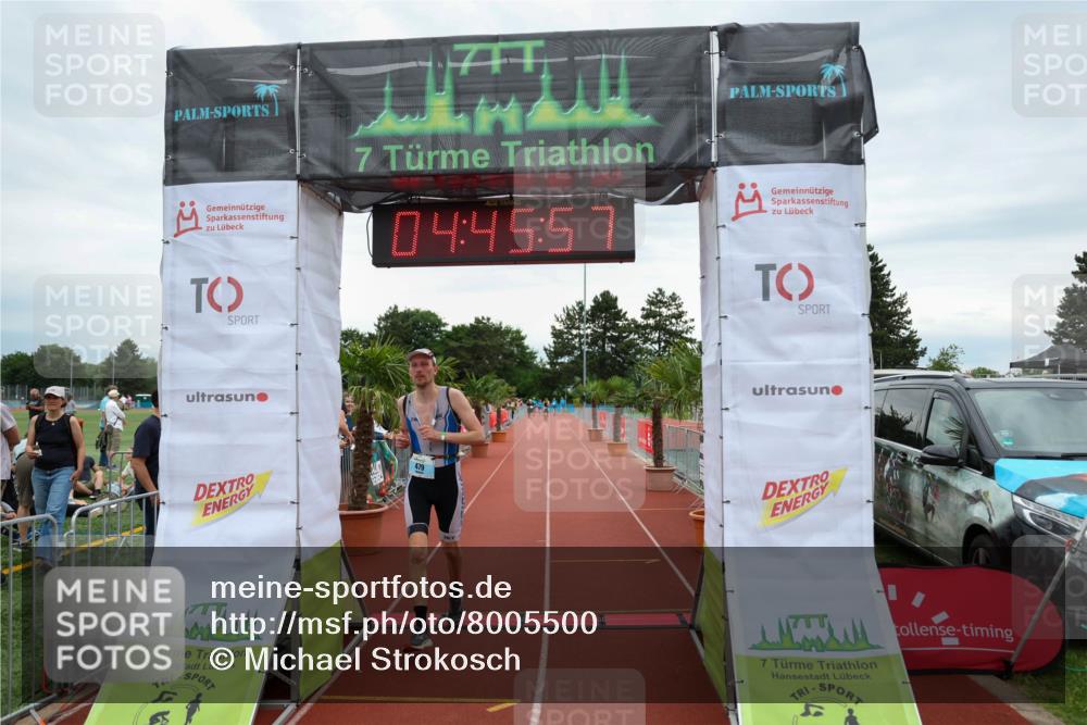 15.06.2025 - 7 Türme Triathlon Michael Strokosch http://msf.ph/oto/8005500 15.06.2025 14:45:57 Ziel 306, 479 meine-sportfotos.de