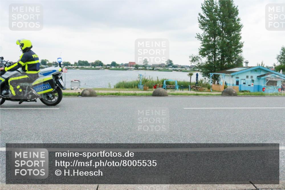21.06.2025 - 27. Vierlanden-Triathlon H.Heesch http://msf.ph/oto/8005535 15.06.2025 13:07:13 Radfahren  meine-sportfotos.de