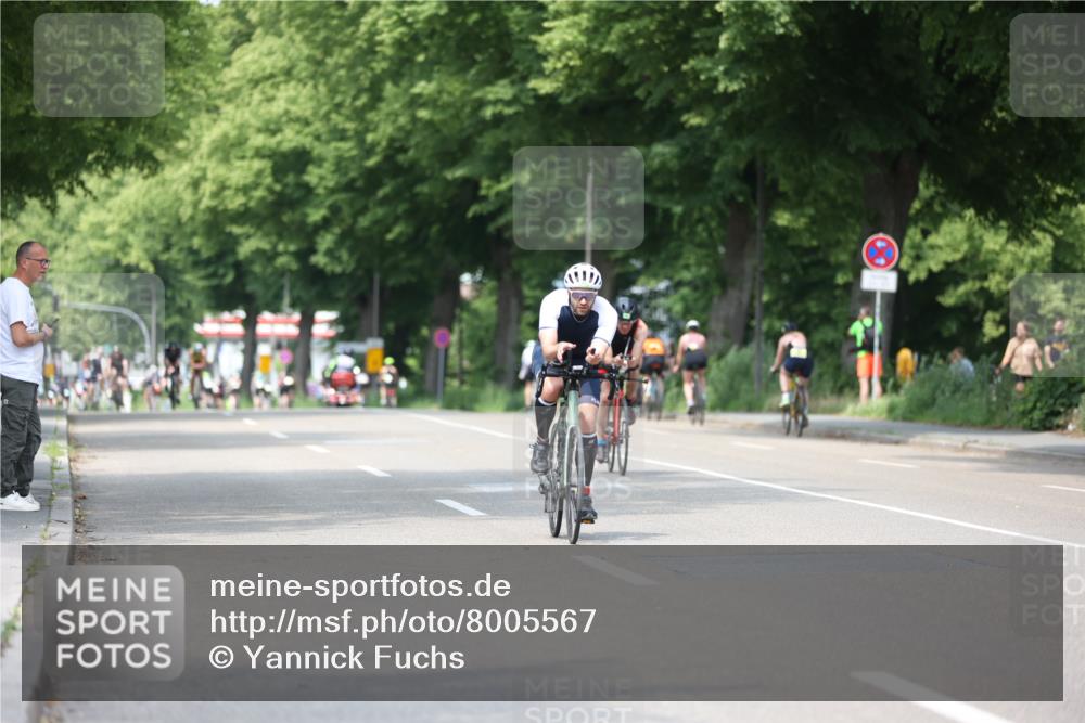 15.06.2025 - 7 Türme Triathlon Yannick Fuchs http://msf.ph/oto/8005567 15.06.2025 13:18:32 Radfahren 651, 1194 meine-sportfotos.de