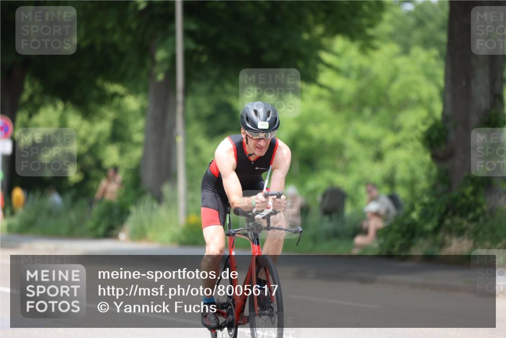 15.06.2025 - 7 Türme Triathlon Yannick Fuchs http://msf.ph/oto/8005617 15.06.2025 13:18:34 Radfahren 651, 1194 meine-sportfotos.de