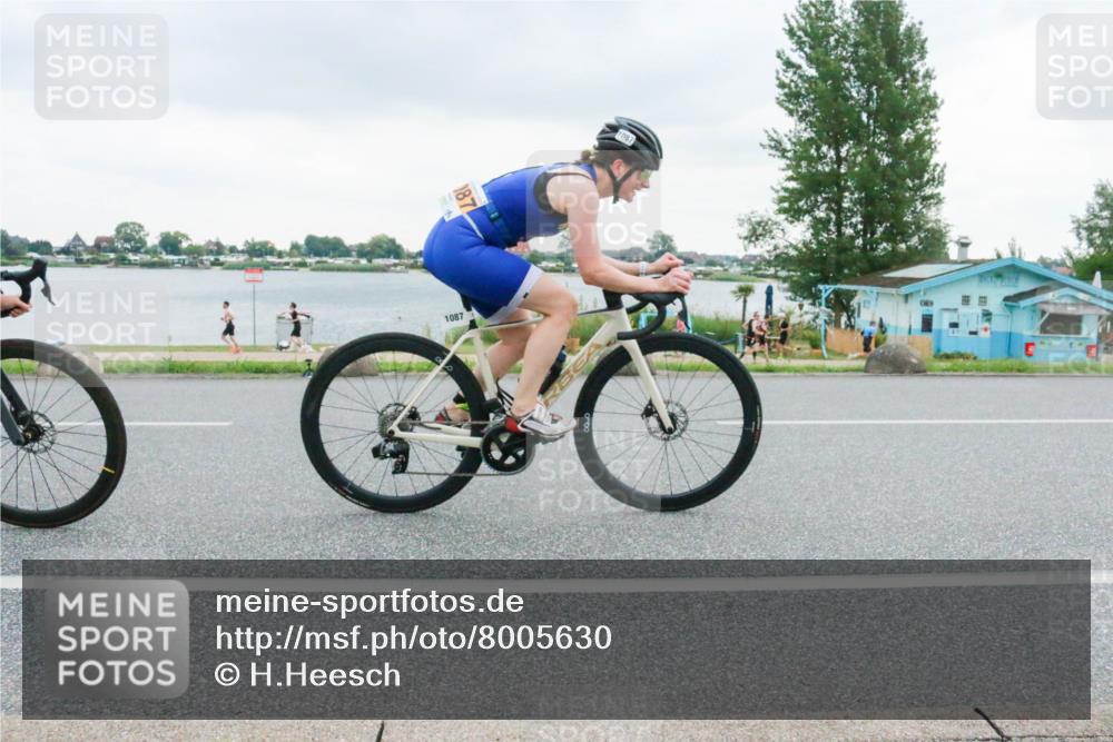 21.06.2025 - 27. Vierlanden-Triathlon H.Heesch http://msf.ph/oto/8005630 15.06.2025 13:07:56 Radfahren 1085, 1086, 1087, 1088 meine-sportfotos.de