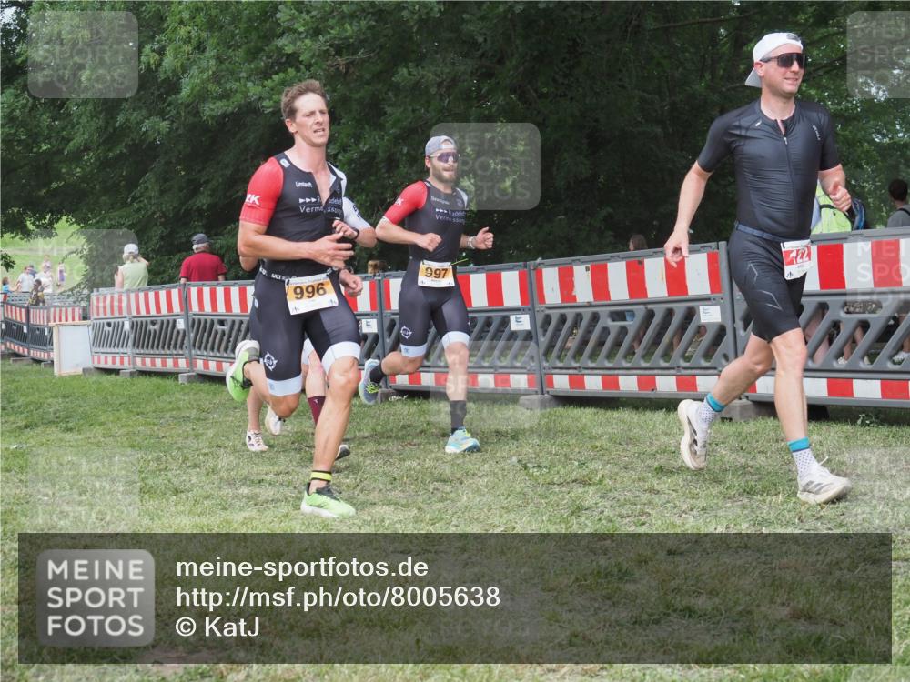 21.06.2025 - 27. Vierlanden-Triathlon KatJ http://msf.ph/oto/8005638 15.06.2025 12:58:48 Ziel 122, 995, 996, 997, 998, 1010, 1011, 1012, 1013, 1038 meine-sportfotos.de
