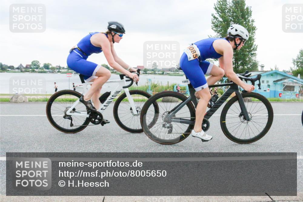 21.06.2025 - 27. Vierlanden-Triathlon H.Heesch http://msf.ph/oto/8005650 15.06.2025 13:07:56 Radfahren 1085, 1086, 1087, 1088 meine-sportfotos.de