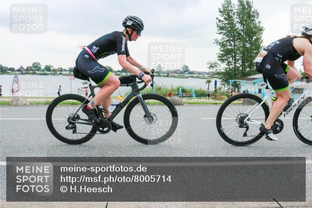 21.06.2025 - 27. Vierlanden-Triathlon H.Heesch http://msf.ph/oto/8005714 15.06.2025 13:08:48 Radfahren 886, 1082, 1083, 1084 meine-sportfotos.de