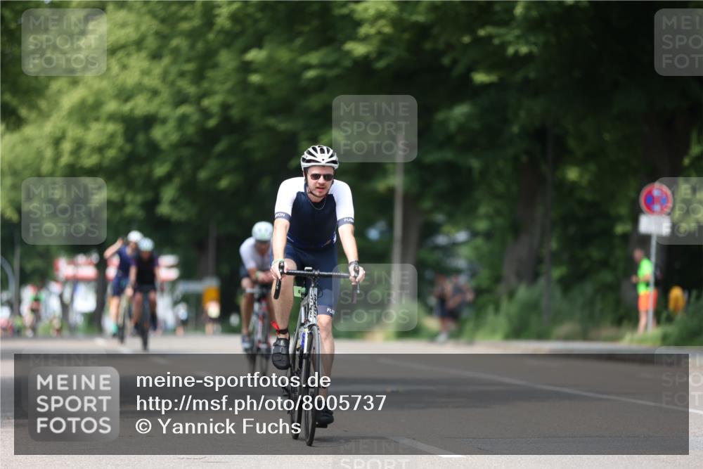 15.06.2025 - 7 Türme Triathlon Yannick Fuchs http://msf.ph/oto/8005737 15.06.2025 13:18:44 Radfahren 204, 223, 336, 412, 533, 679, 863, 1015, 1035, 1040, 1191 meine-sportfotos.de