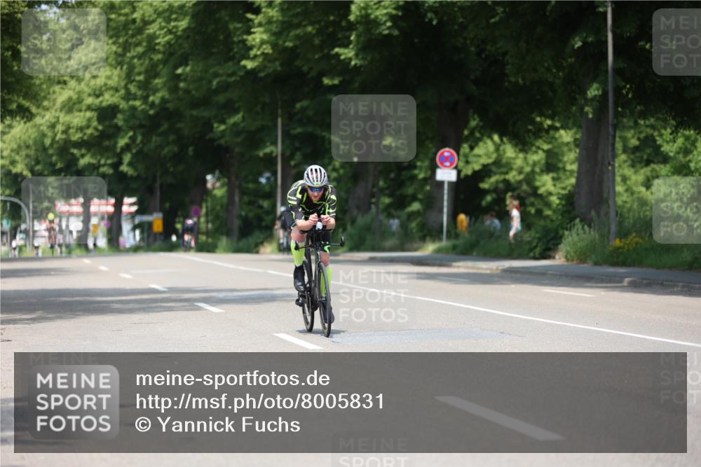 15.06.2025 - 7 Türme Triathlon Yannick Fuchs http://msf.ph/oto/8005831 15.06.2025 12:38:18 Radfahren  meine-sportfotos.de