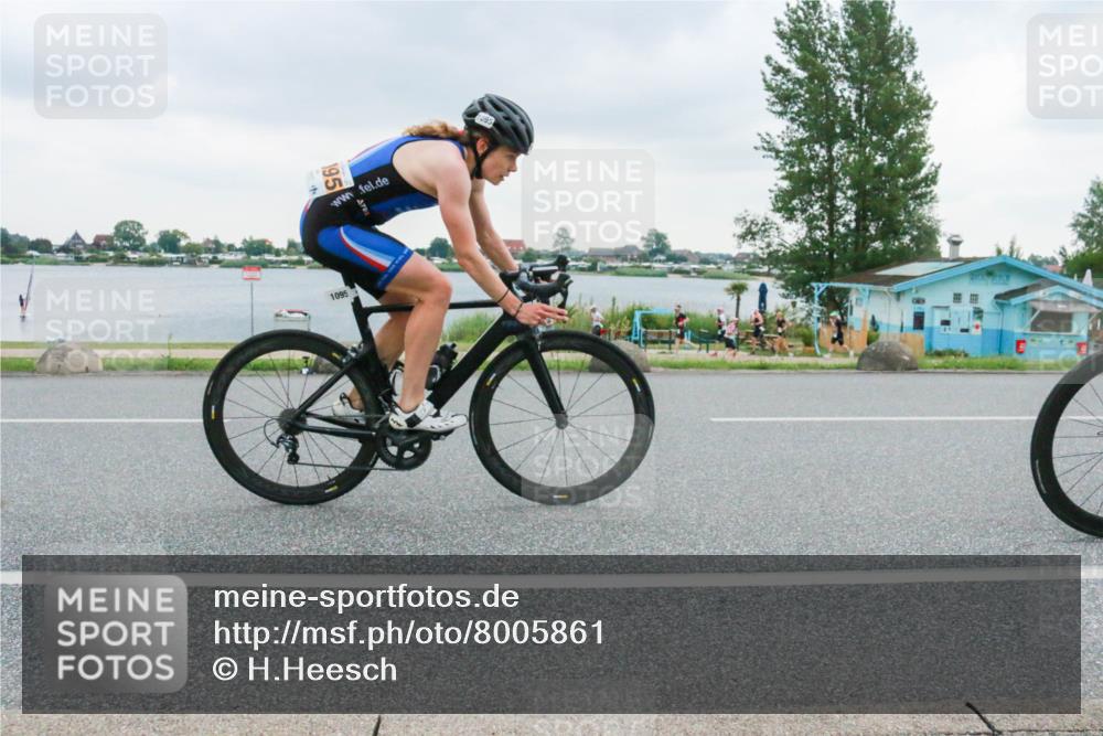 21.06.2025 - 27. Vierlanden-Triathlon H.Heesch http://msf.ph/oto/8005861 15.06.2025 13:09:07 Radfahren 1093, 1094, 1095, 1096 meine-sportfotos.de