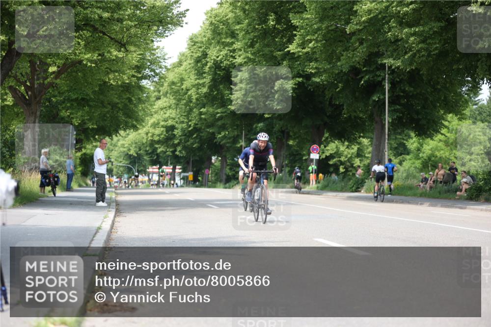 15.06.2025 - 7 Türme Triathlon Yannick Fuchs http://msf.ph/oto/8005866 15.06.2025 13:18:48 Radfahren 204, 223, 412, 533, 679, 718, 810, 811, 863, 1040, 1191 meine-sportfotos.de