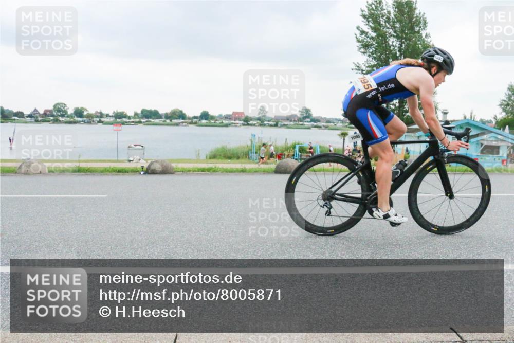 21.06.2025 - 27. Vierlanden-Triathlon H.Heesch http://msf.ph/oto/8005871 15.06.2025 13:09:07 Radfahren 1093, 1094, 1095, 1096 meine-sportfotos.de