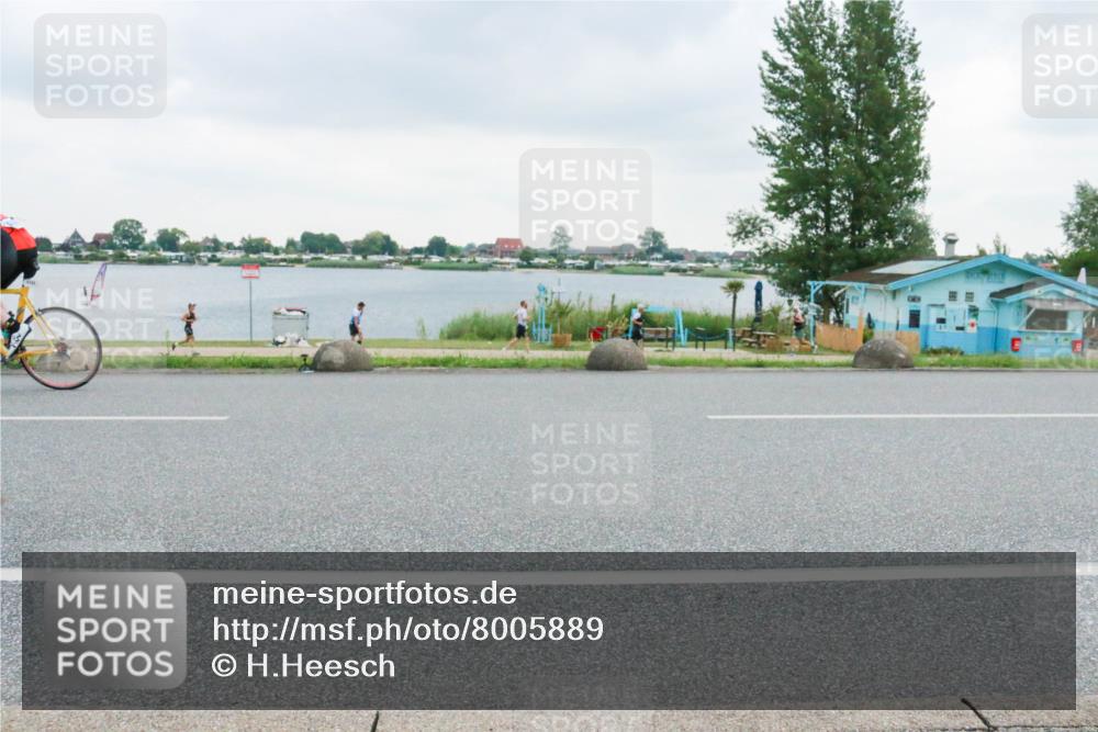 21.06.2025 - 27. Vierlanden-Triathlon H.Heesch http://msf.ph/oto/8005889 15.06.2025 13:09:21 Radfahren 1133 meine-sportfotos.de