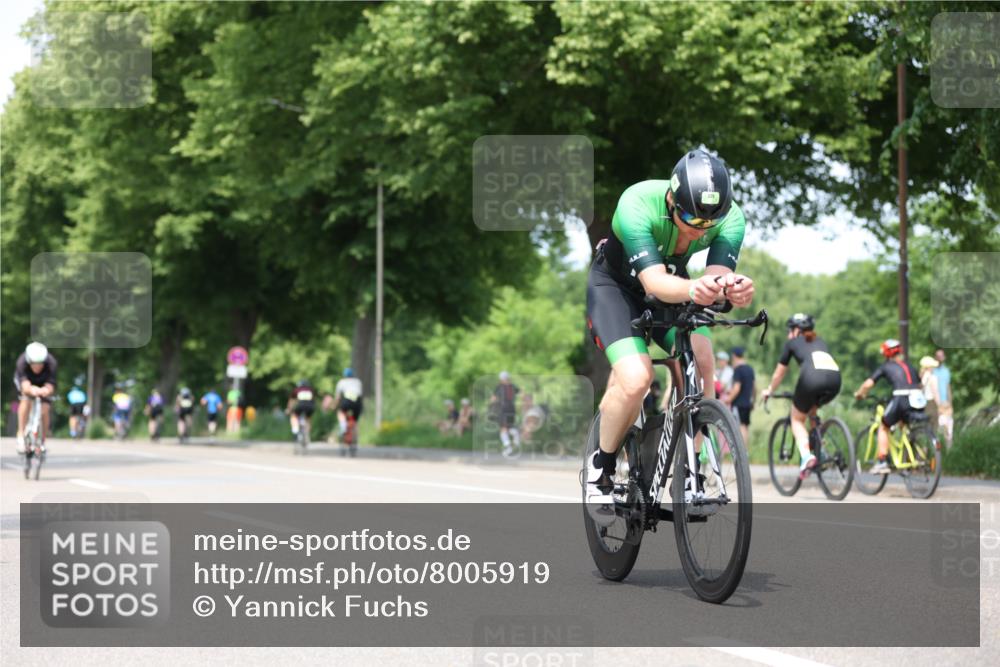 15.06.2025 - 7 Türme Triathlon Yannick Fuchs http://msf.ph/oto/8005919 15.06.2025 13:18:55 Radfahren 389, 718, 725, 810, 811, 820, 867, 1115 meine-sportfotos.de