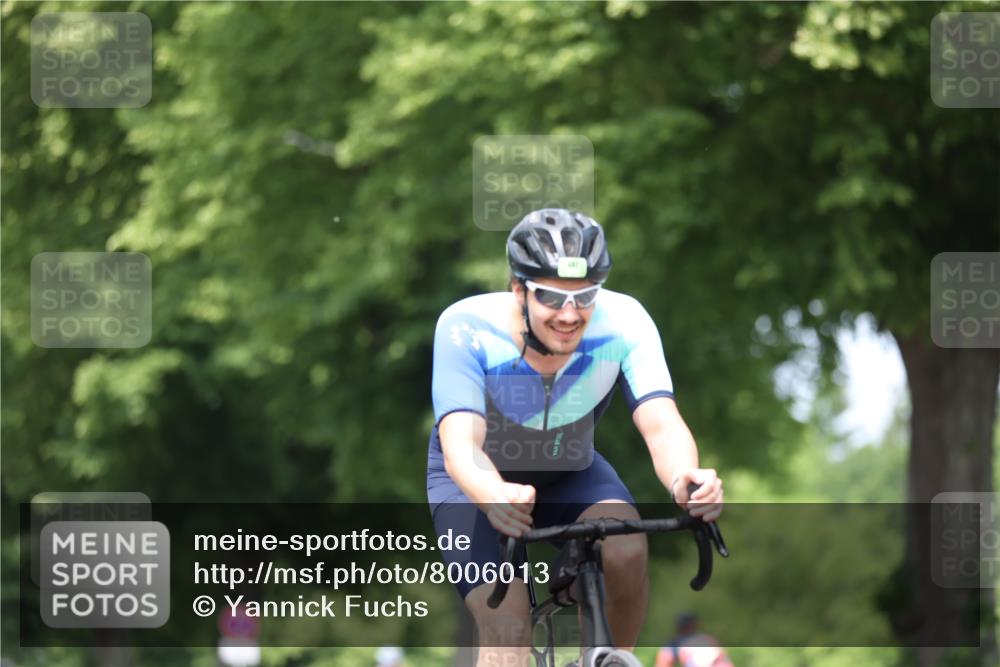 15.06.2025 - 7 Türme Triathlon Yannick Fuchs http://msf.ph/oto/8006013 15.06.2025 13:19:02 Radfahren 197, 725, 820, 867, 962, 1086 meine-sportfotos.de
