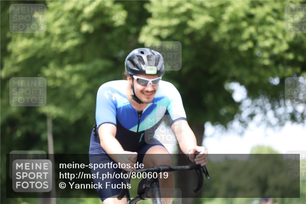 15.06.2025 - 7 Türme Triathlon Yannick Fuchs http://msf.ph/oto/8006019 15.06.2025 13:19:03 Radfahren 197, 725, 867, 962, 1086 meine-sportfotos.de