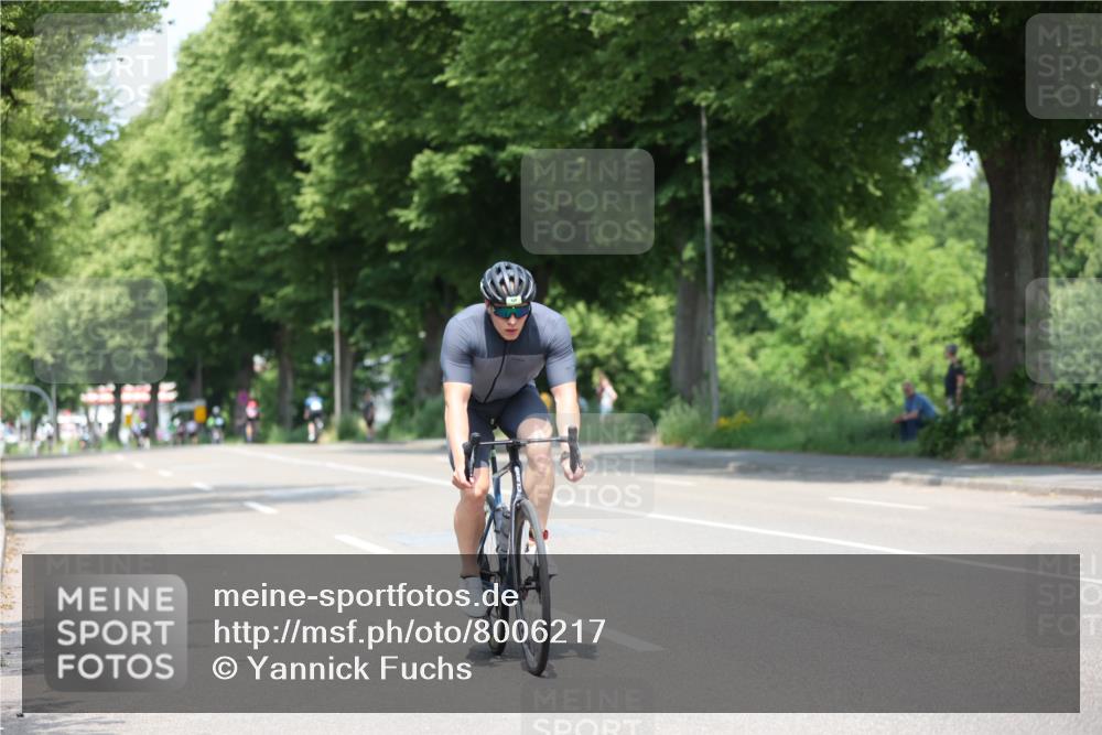 15.06.2025 - 7 Türme Triathlon Yannick Fuchs http://msf.ph/oto/8006217 15.06.2025 12:38:51 Radfahren 607 meine-sportfotos.de