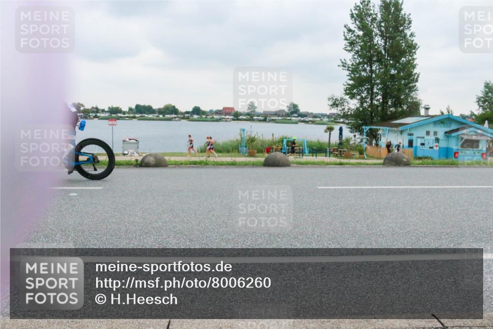 21.06.2025 - 27. Vierlanden-Triathlon H.Heesch http://msf.ph/oto/8006260 15.06.2025 13:12:12 Radfahren 1169, 1190 meine-sportfotos.de