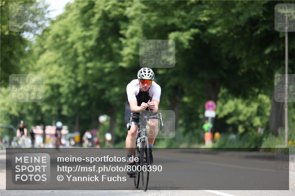 15.06.2025 - 7 Türme Triathlon Yannick Fuchs http://msf.ph/oto/8006390 15.06.2025 13:19:57 Radfahren 278, 497, 588, 628, 656, 871 meine-sportfotos.de
