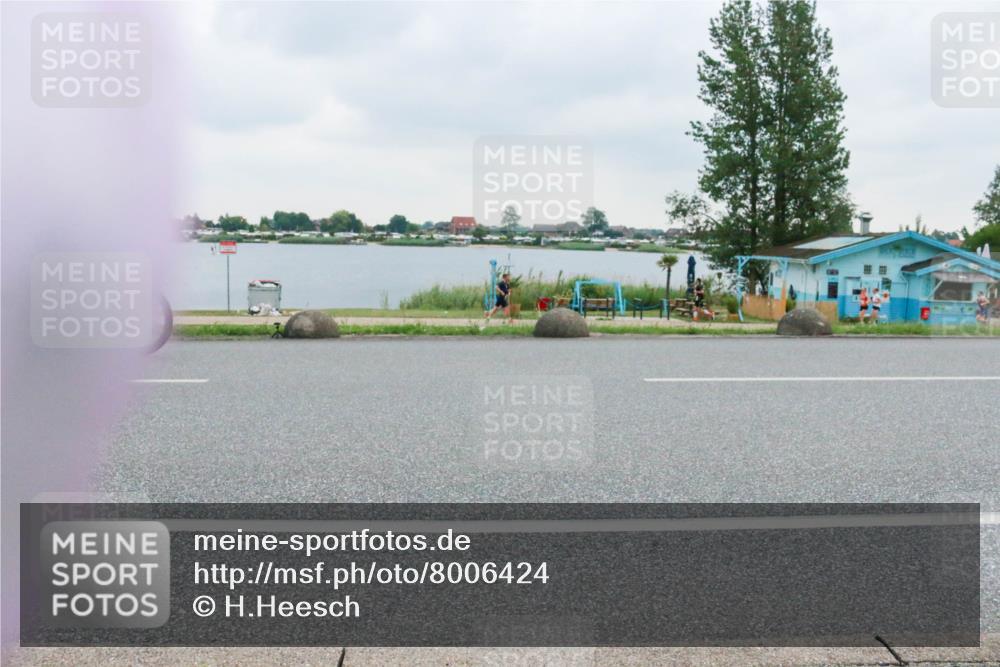 21.06.2025 - 27. Vierlanden-Triathlon H.Heesch http://msf.ph/oto/8006424 15.06.2025 13:13:01 Radfahren 1189, 1208, 1210 meine-sportfotos.de