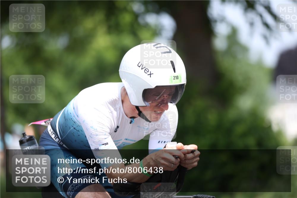 15.06.2025 - 7 Türme Triathlon Yannick Fuchs http://msf.ph/oto/8006438 15.06.2025 12:39:04 Radfahren 210, 222, 285, 399 meine-sportfotos.de
