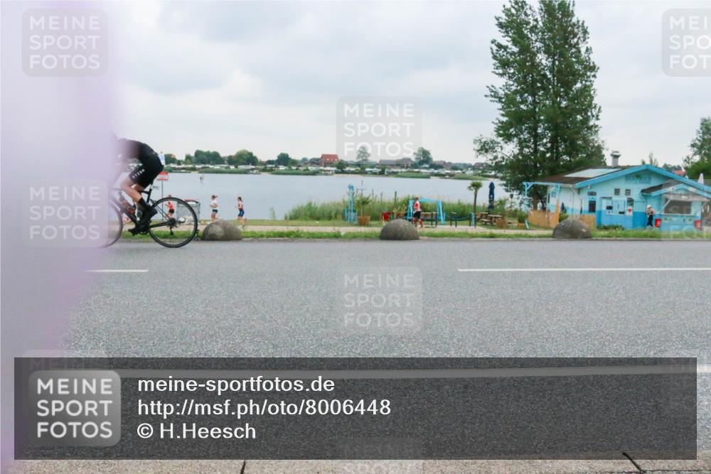 21.06.2025 - 27. Vierlanden-Triathlon H.Heesch http://msf.ph/oto/8006448 15.06.2025 13:13:08 Radfahren 1217 meine-sportfotos.de