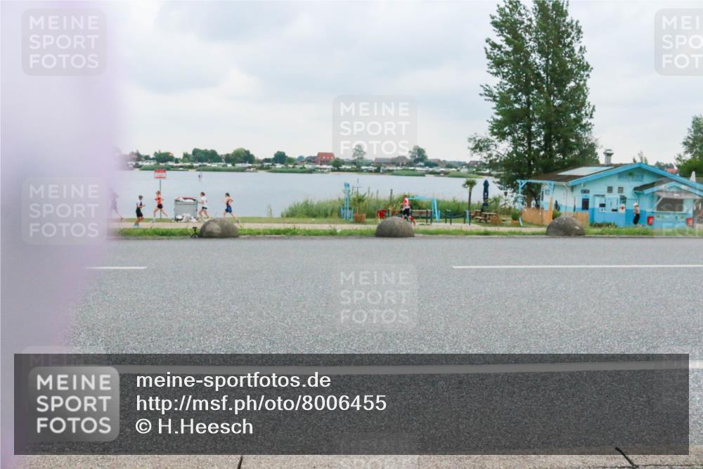 21.06.2025 - 27. Vierlanden-Triathlon H.Heesch http://msf.ph/oto/8006455 15.06.2025 13:13:08 Radfahren 1217 meine-sportfotos.de