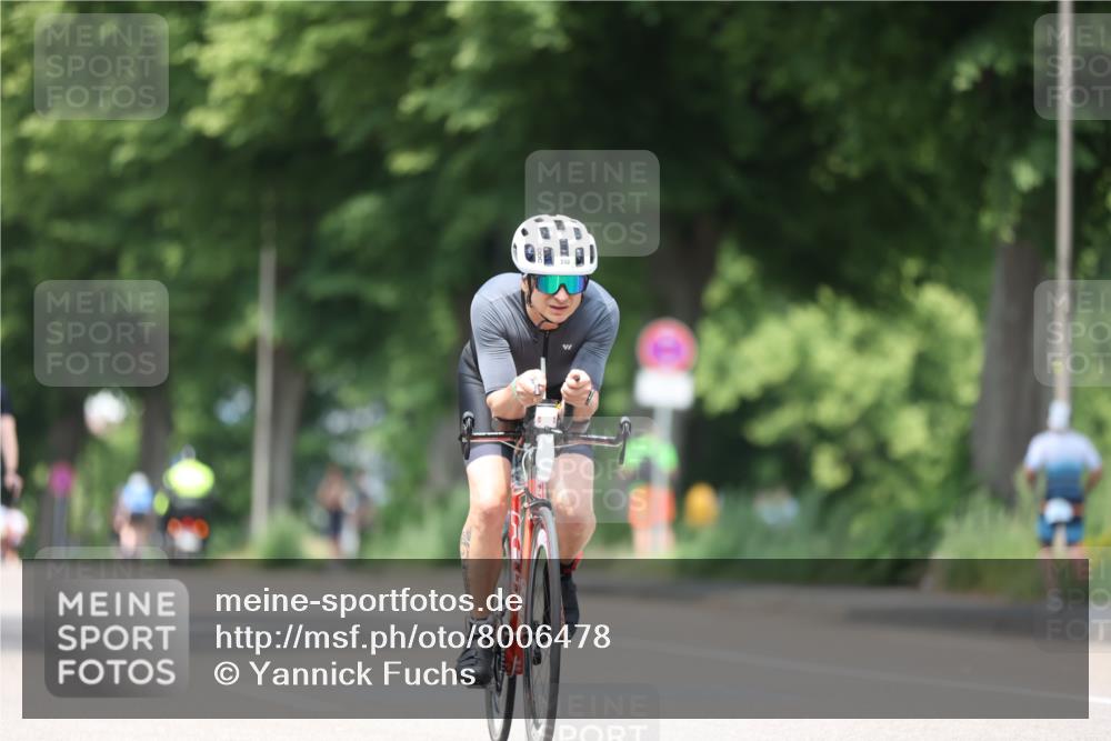 15.06.2025 - 7 Türme Triathlon Yannick Fuchs http://msf.ph/oto/8006478 15.06.2025 13:20:01 Radfahren 588, 871 meine-sportfotos.de
