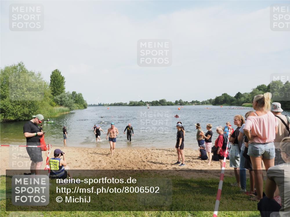 21.06.2025 - 27. Vierlanden-Triathlon MichiJ http://msf.ph/oto/8006502 15.06.2026 10:07:30 Schwimmen 374, 379, 391, 414, 468 meine-sportfotos.de