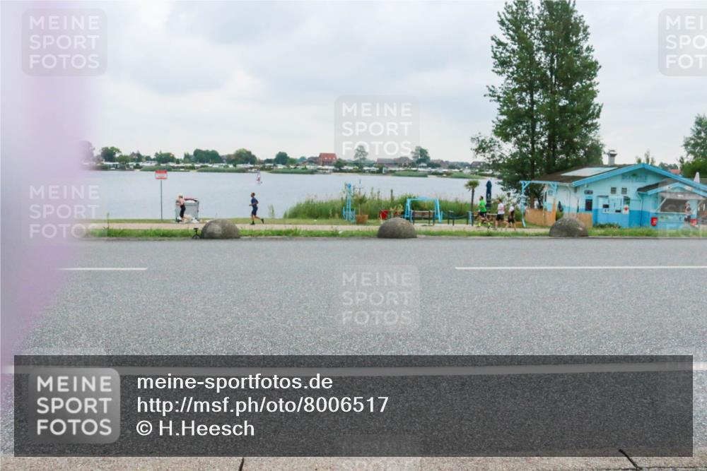 21.06.2025 - 27. Vierlanden-Triathlon H.Heesch http://msf.ph/oto/8006517 15.06.2025 13:13:18 Radfahren 1191 meine-sportfotos.de