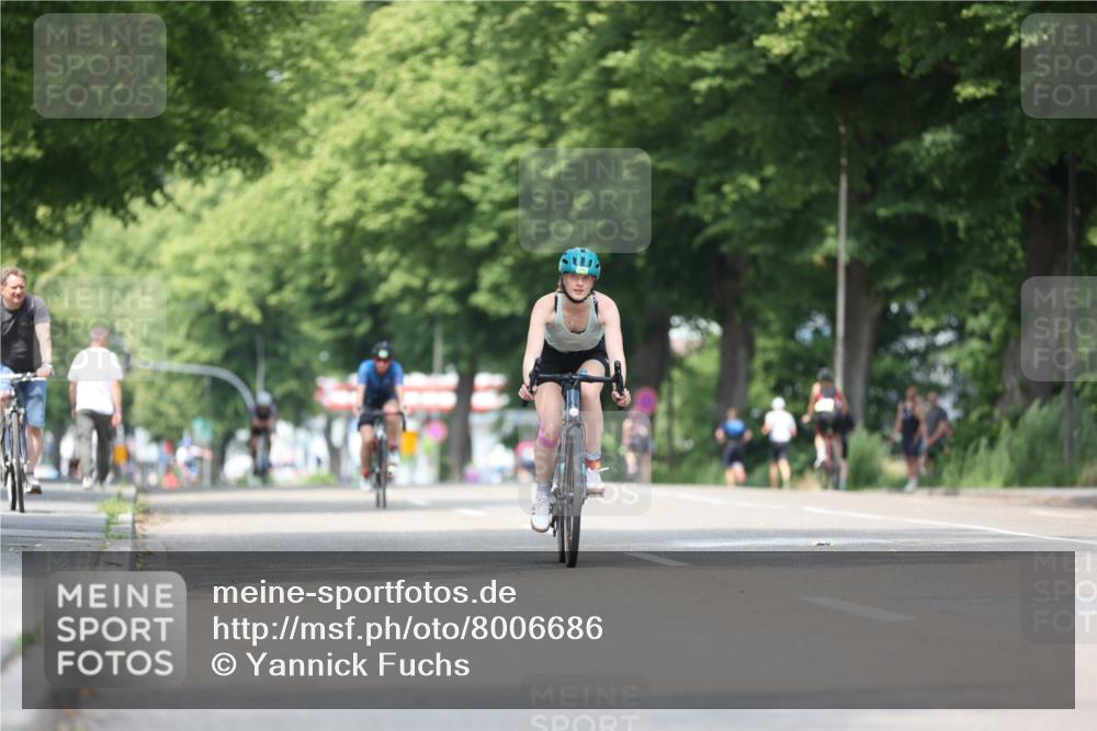 15.06.2025 - 7 Türme Triathlon Yannick Fuchs http://msf.ph/oto/8006686 15.06.2025 13:20:36 Radfahren 356, 444, 491, 496, 610 meine-sportfotos.de