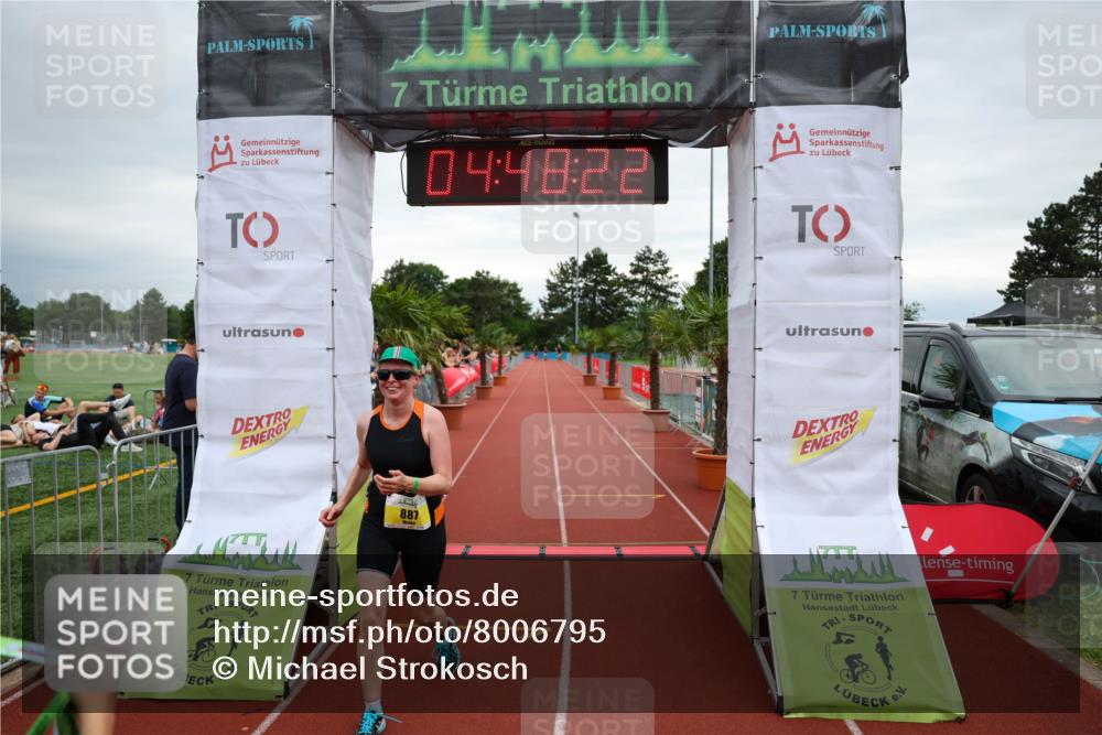 15.06.2025 - 7 Türme Triathlon Michael Strokosch http://msf.ph/oto/8006795 15.06.2025 14:48:22 Ziel 887 meine-sportfotos.de