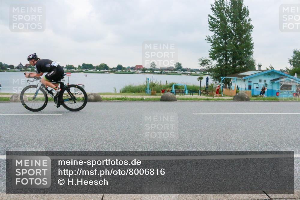 21.06.2025 - 27. Vierlanden-Triathlon H.Heesch http://msf.ph/oto/8006816 15.06.2025 13:14:12 Radfahren 1185, 1212, 1215 meine-sportfotos.de