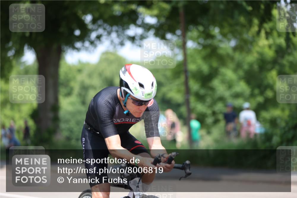 15.06.2025 - 7 Türme Triathlon Yannick Fuchs http://msf.ph/oto/8006819 15.06.2025 12:39:53 Radfahren 267, 340 meine-sportfotos.de