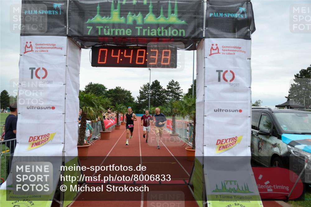 15.06.2025 - 7 Türme Triathlon Michael Strokosch http://msf.ph/oto/8006833 15.06.2025 14:48:38 Ziel 308 meine-sportfotos.de
