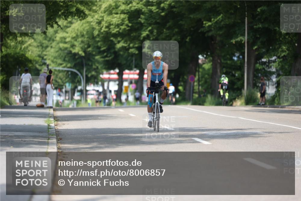 15.06.2025 - 7 Türme Triathlon Yannick Fuchs http://msf.ph/oto/8006857 15.06.2025 12:40:06 Radfahren 403, 482, 505, 576, 668 meine-sportfotos.de