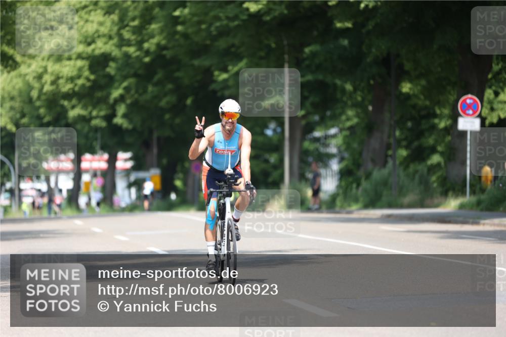 15.06.2025 - 7 Türme Triathlon Yannick Fuchs http://msf.ph/oto/8006923 15.06.2025 12:40:07 Radfahren 403, 415, 418, 482, 576, 668 meine-sportfotos.de
