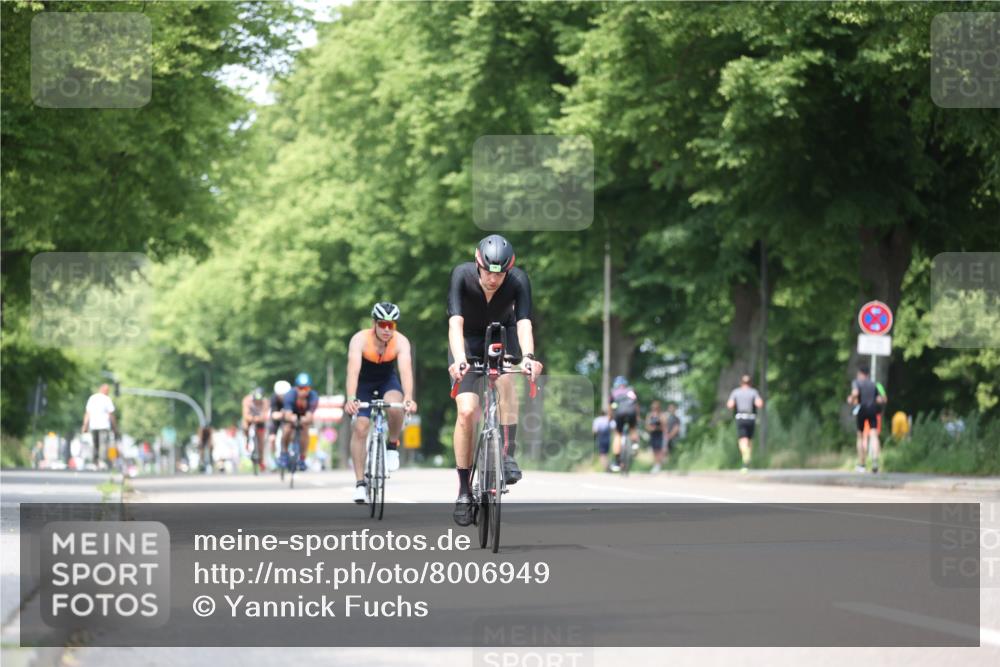 15.06.2025 - 7 Türme Triathlon Yannick Fuchs http://msf.ph/oto/8006949 15.06.2025 13:20:55 Radfahren 374, 387, 466, 914 meine-sportfotos.de