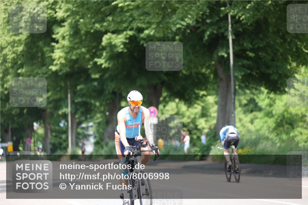 15.06.2025 - 7 Türme Triathlon Yannick Fuchs http://msf.ph/oto/8006998 15.06.2025 12:40:08 Radfahren 368, 403, 415, 418, 482, 576, 668 meine-sportfotos.de