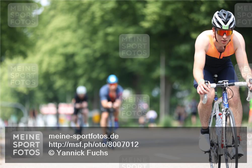 15.06.2025 - 7 Türme Triathlon Yannick Fuchs http://msf.ph/oto/8007012 15.06.2025 13:20:57 Radfahren 387, 466, 914 meine-sportfotos.de