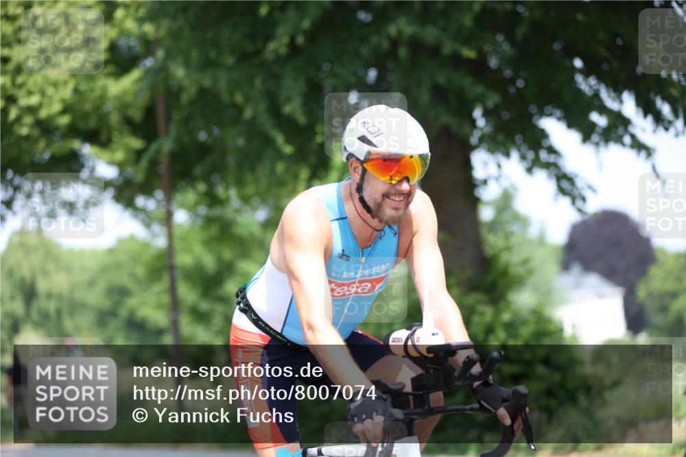 15.06.2025 - 7 Türme Triathlon Yannick Fuchs http://msf.ph/oto/8007074 15.06.2025 12:40:09 Radfahren 368, 403, 415, 418, 482, 576, 668 meine-sportfotos.de